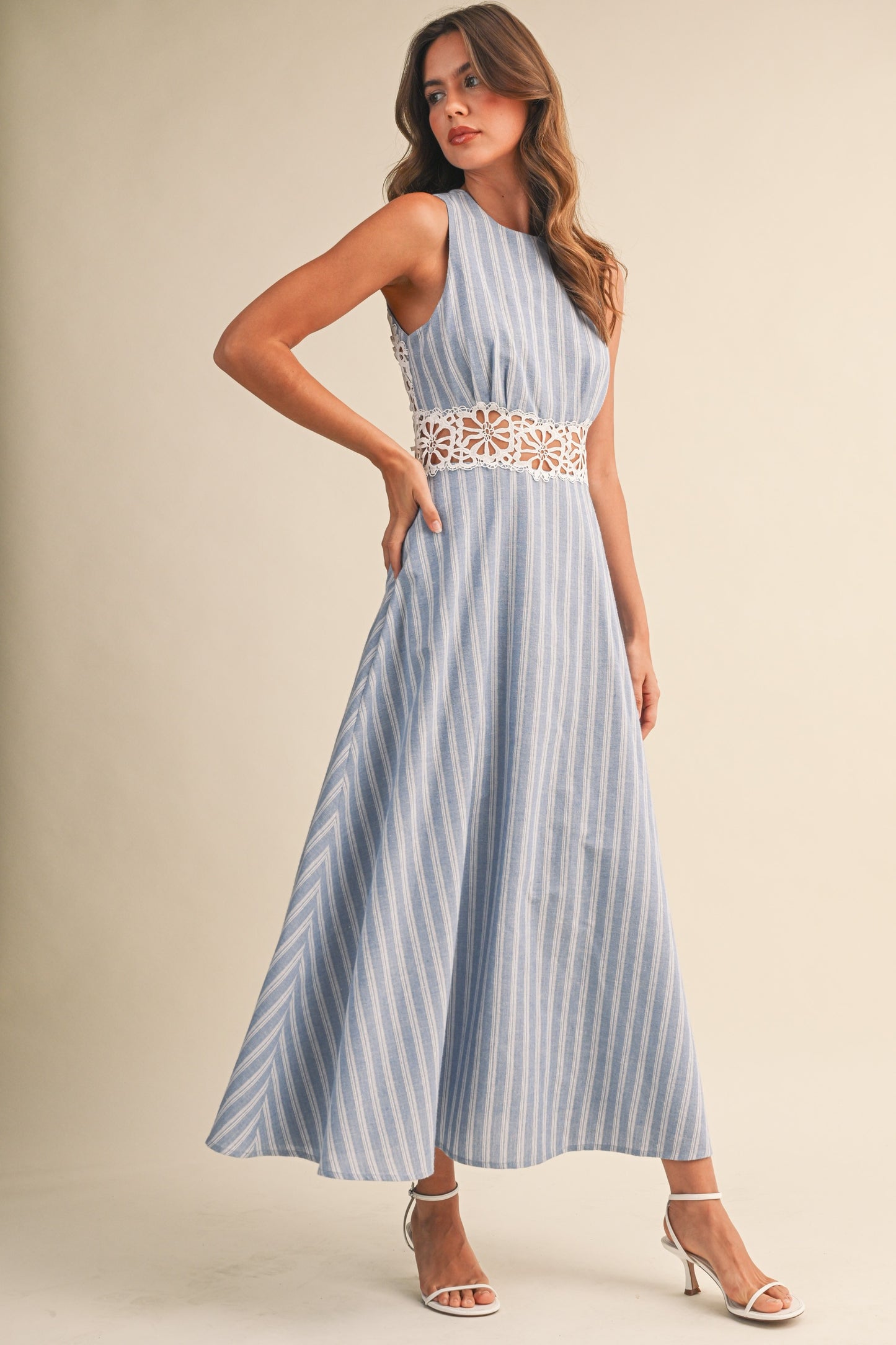 Velo Azul Midi Dress (Pre-Orden Feb. 27 Approx.)