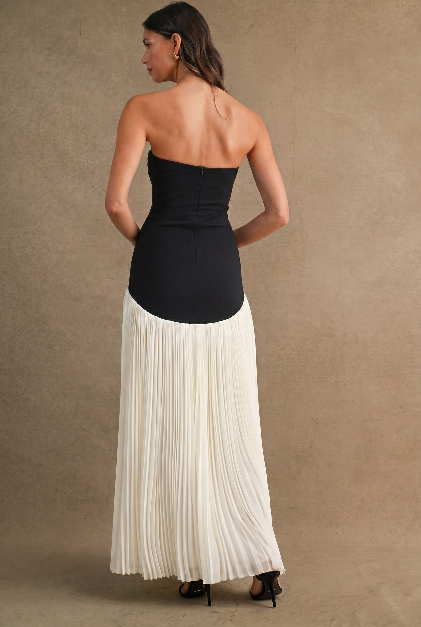 Noches de Mónaco Dress (Pre-Orden Julio 30 Approx.)