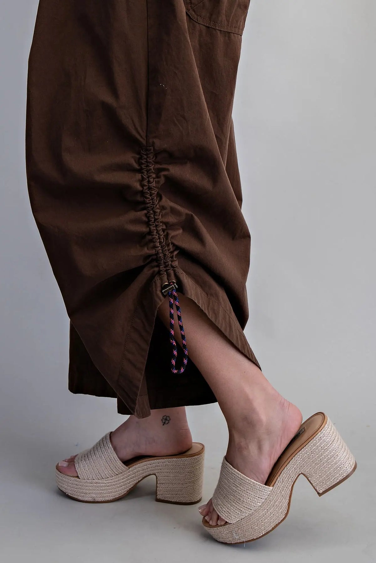 Mocha Utility Barrel Jumpsuit (Pre-Orden Octubre 16 Approx.)