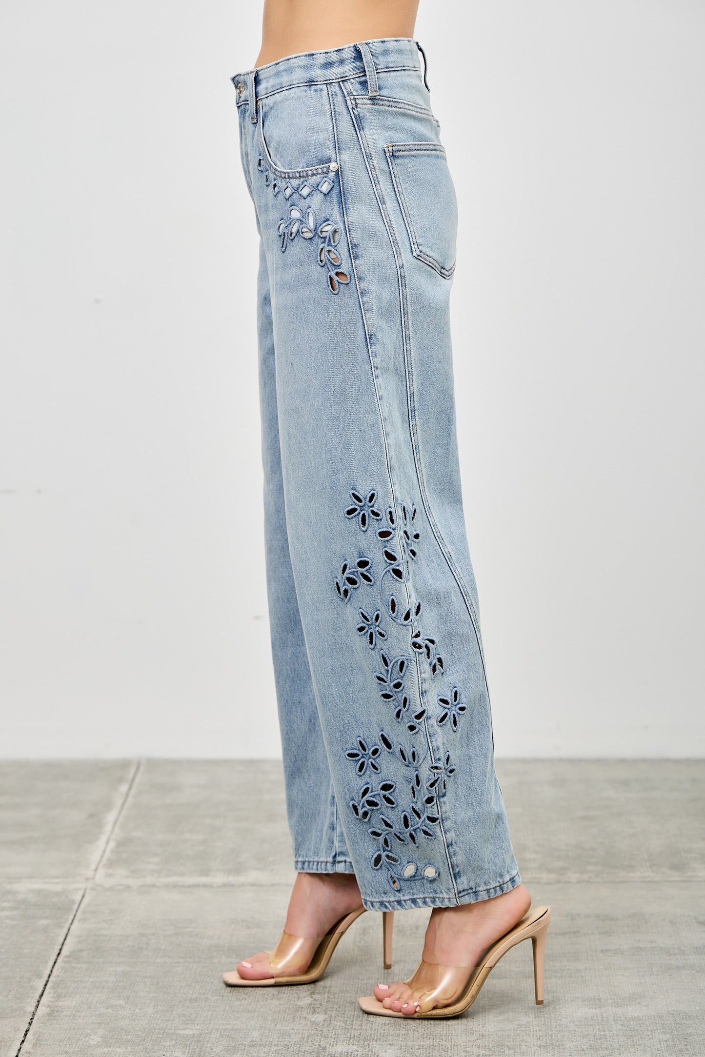 Blossom Barrel Jeans (Pre-Orden Agosto 14 Approx.)
