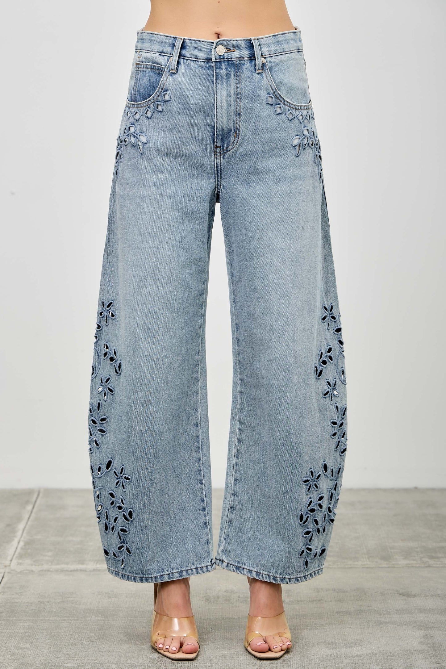 Blossom Barrel Jeans (Pre-Orden Agosto 14 Approx.)