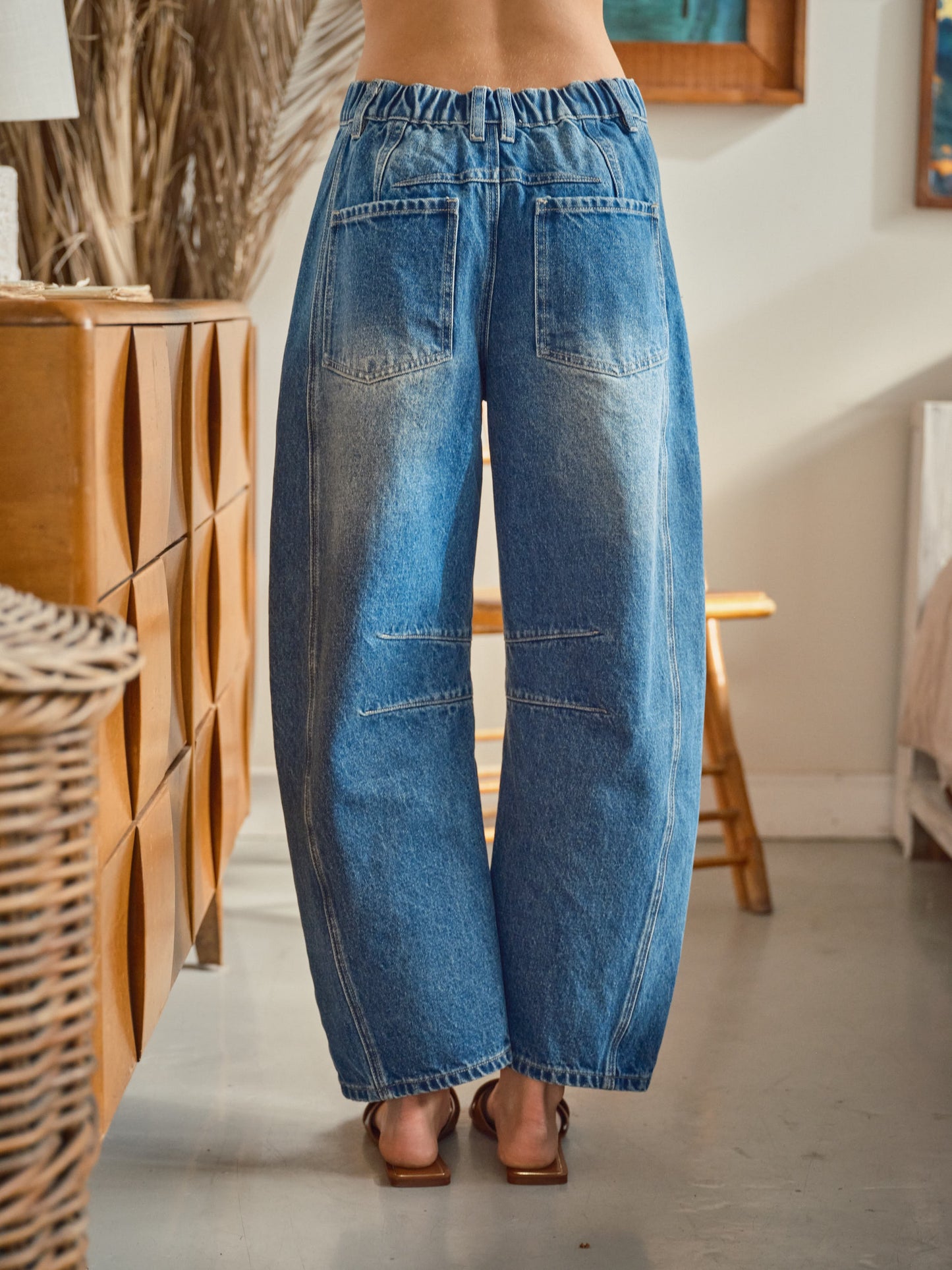 Jardín Azul Barrel Jeans (Pre Orden Agosto 7 Approx.)