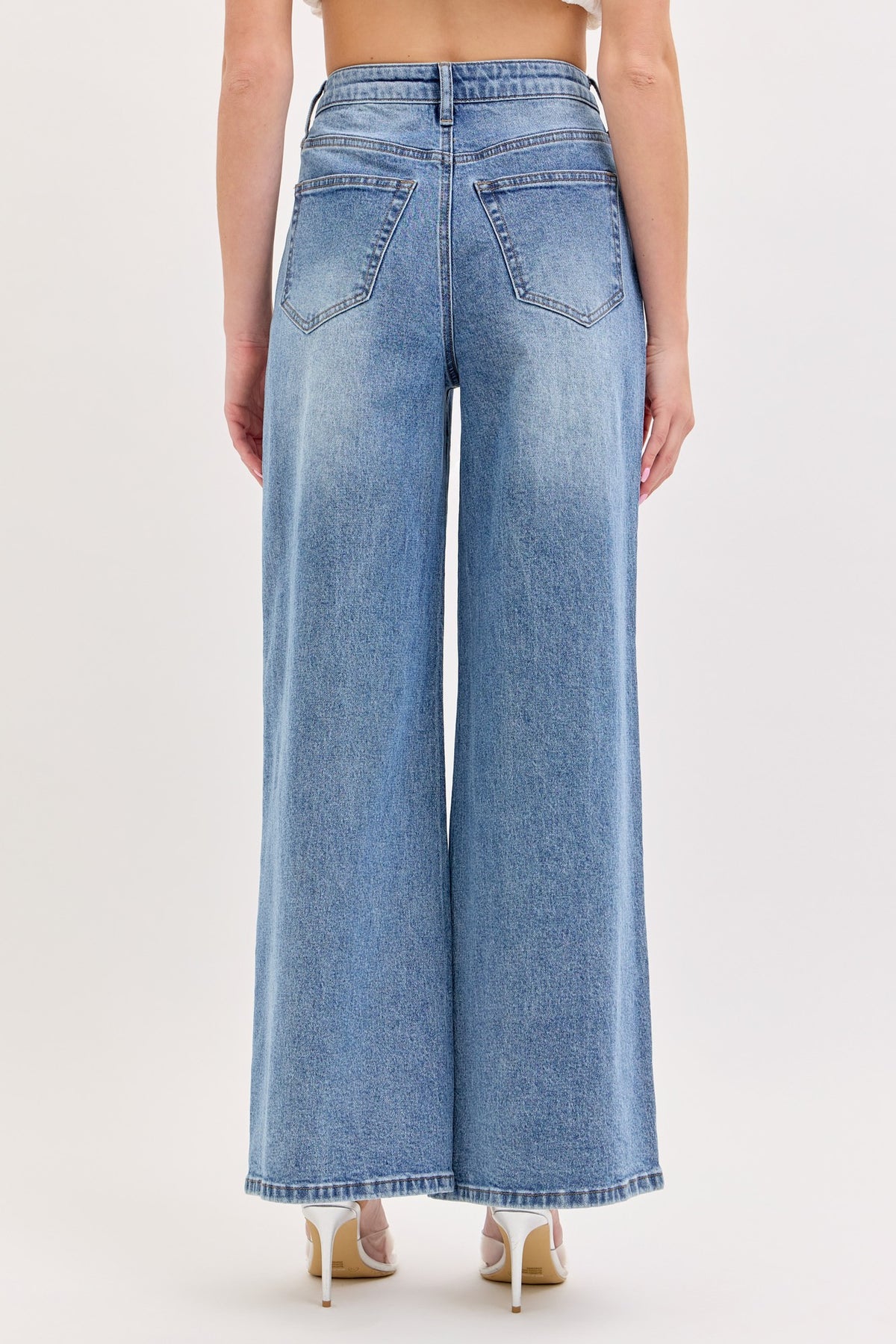 Midnight Blossom Wide Leg Jeans (Pre-orden Octubre 1 Approx.)
