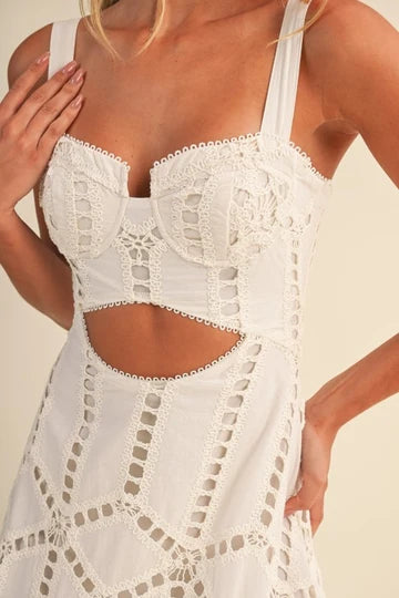 Capri Lace Maxi Dress (Pre-Orden Septiembre 4 Approx.)