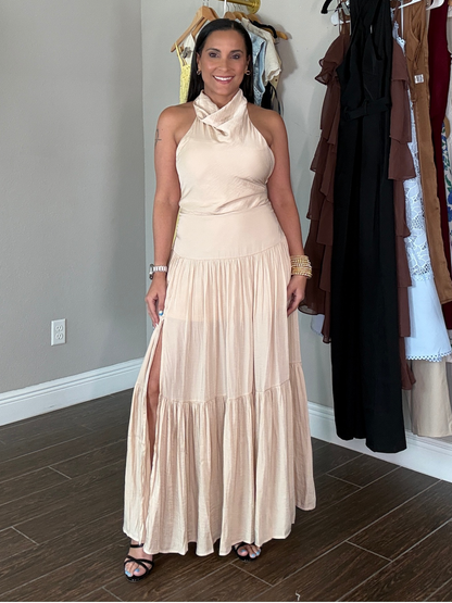 Arena Dorada Maxi Dress
