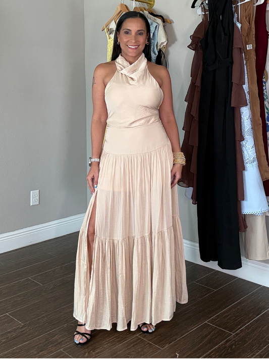 Arena Dorada Maxi Dress
