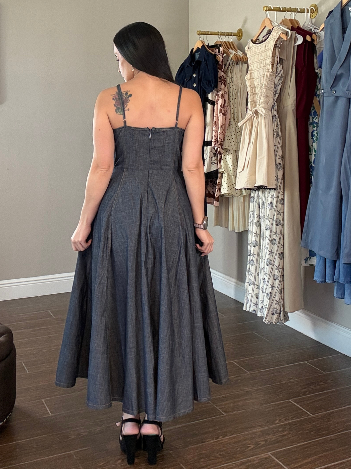 Noches de Denim Midi Dress