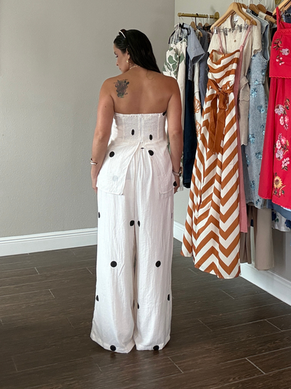 Polka Resort Set (White In stock) Black (Pre-Orden Agosto 14 Approx.)
