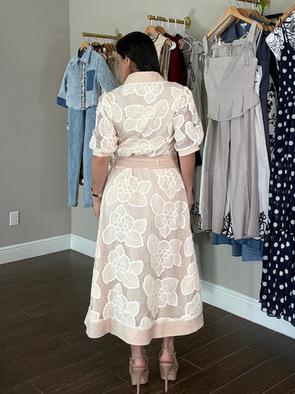 Marfil de Ensueño Midi Dress