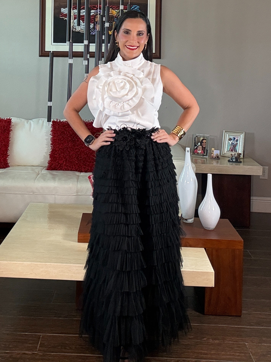 Jardin de Marfil Skirt (Restock Black)- to be shipped Enero 16 approx.)