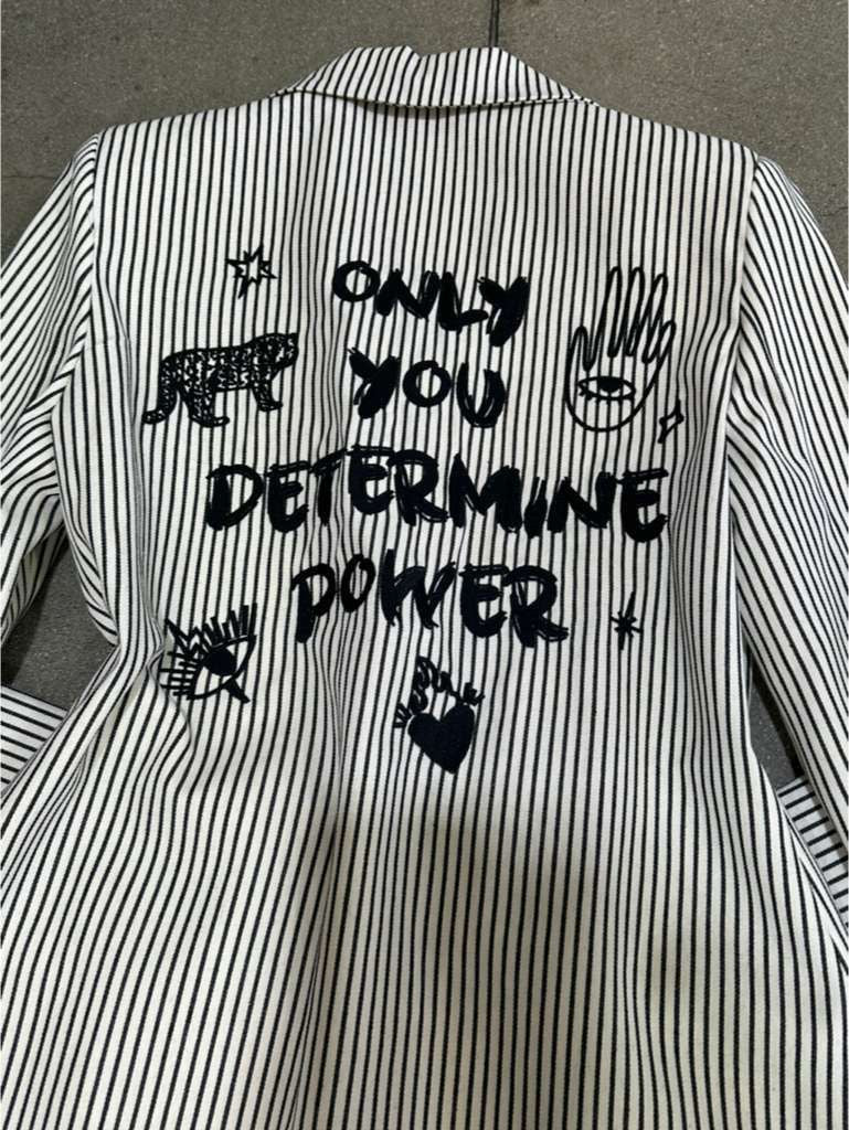 Own your Power Blazer (Pre Orden Mayo 13 Approx.)